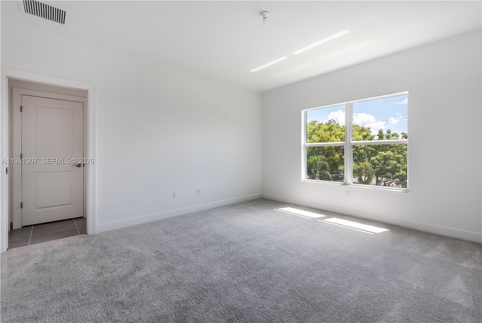 DEERFIELD CROSSING - Residential Lease