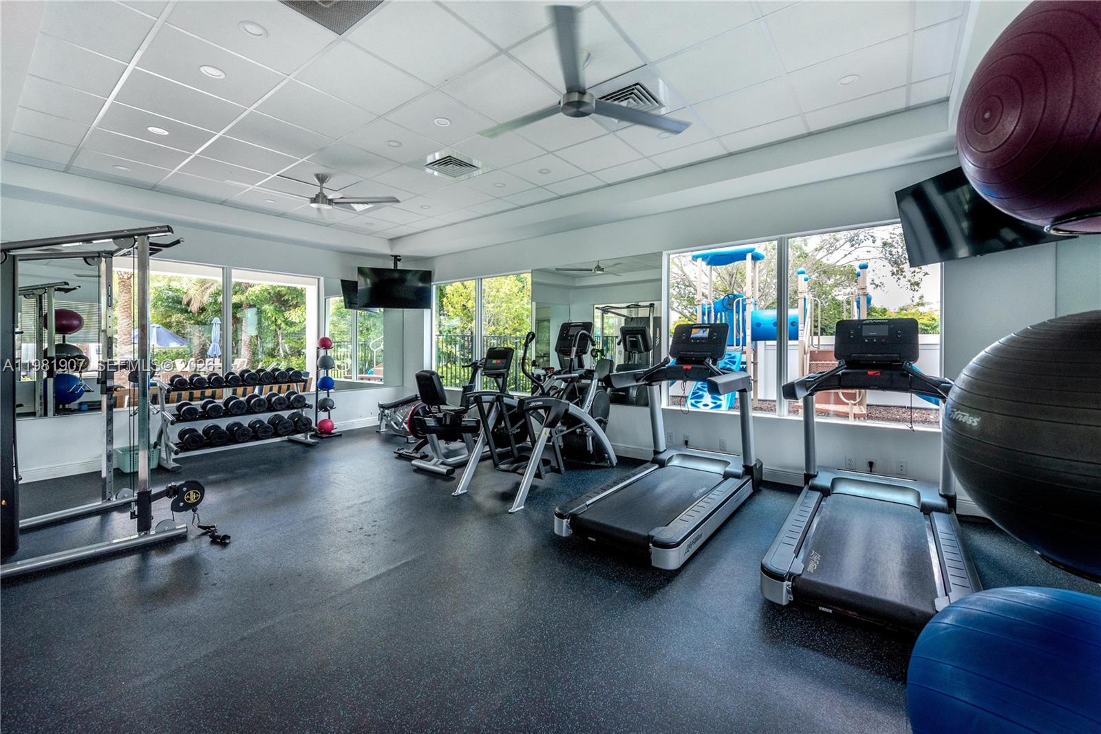 DEERFIELD CROSSING - Residential Lease