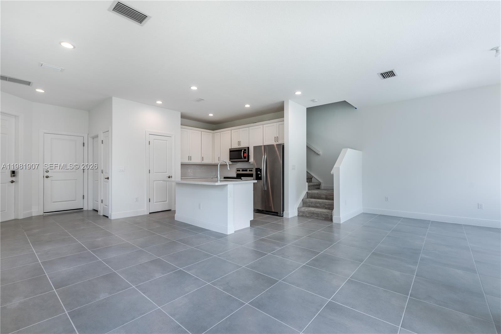 DEERFIELD CROSSING - Residential Lease