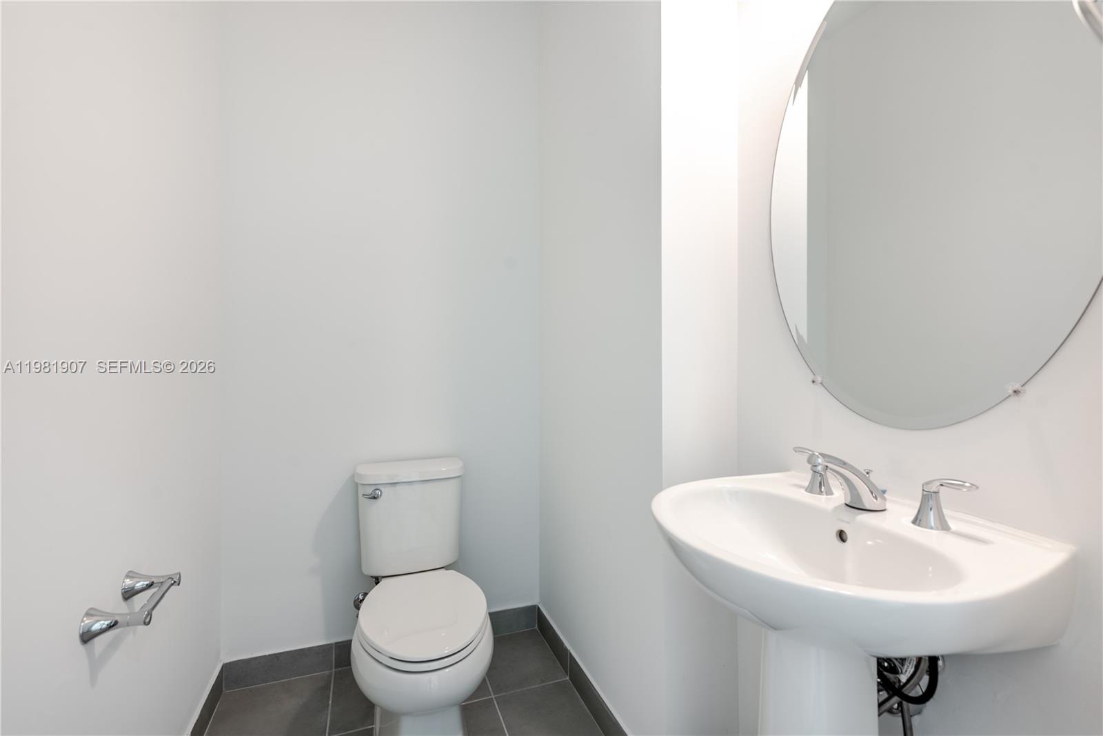 DEERFIELD CROSSING - Residential Lease