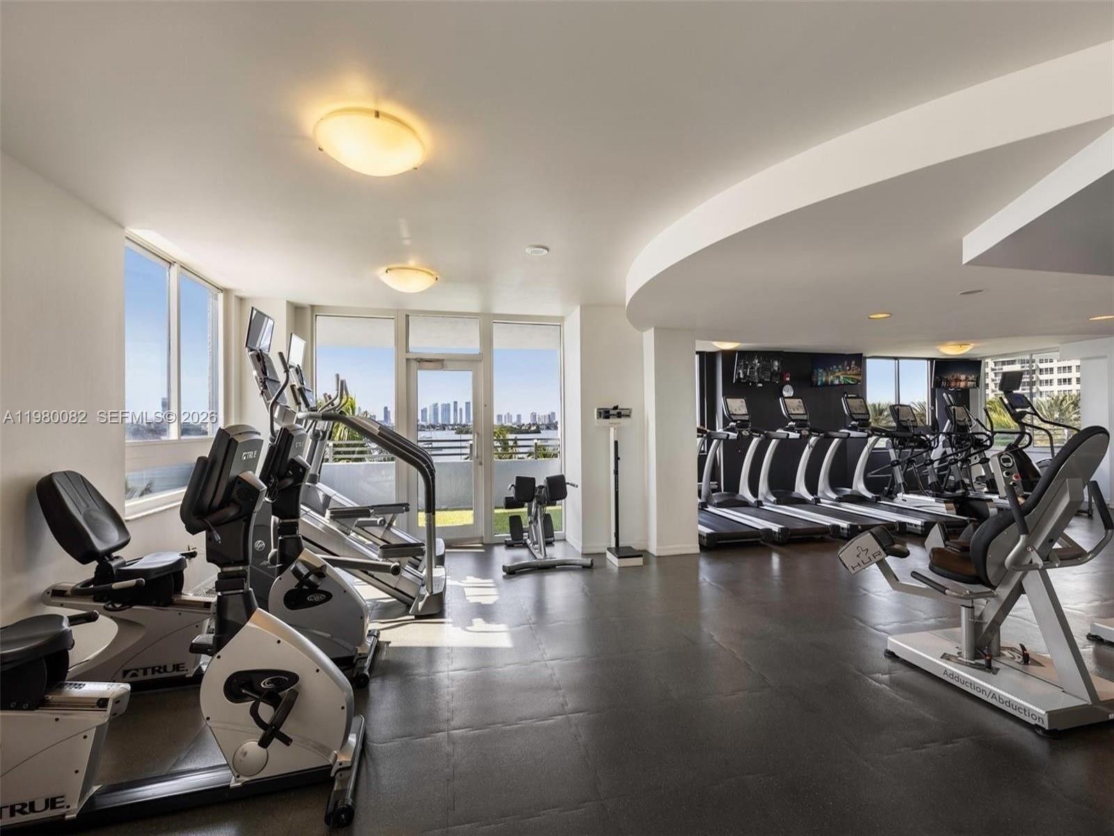 THE WAVERLY AAT SOUTH BEAC - Residential Lease