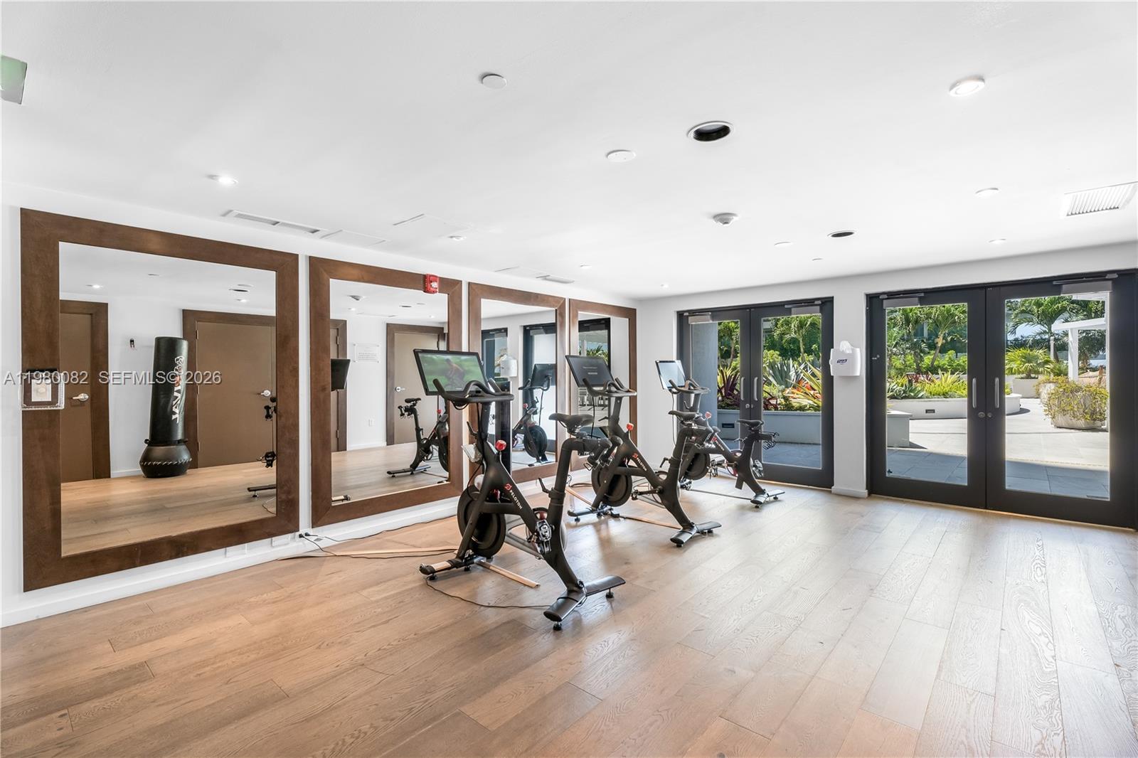 THE WAVERLY AAT SOUTH BEAC - Residential Lease