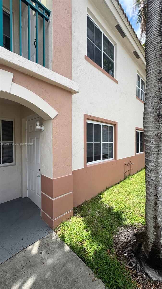 Rental Property at 2900 Se 12th Rd 105-28, Homestead, Miami-Dade County, Florida - Bedrooms: 2 
Bathrooms: 2  - $1,850 MO.