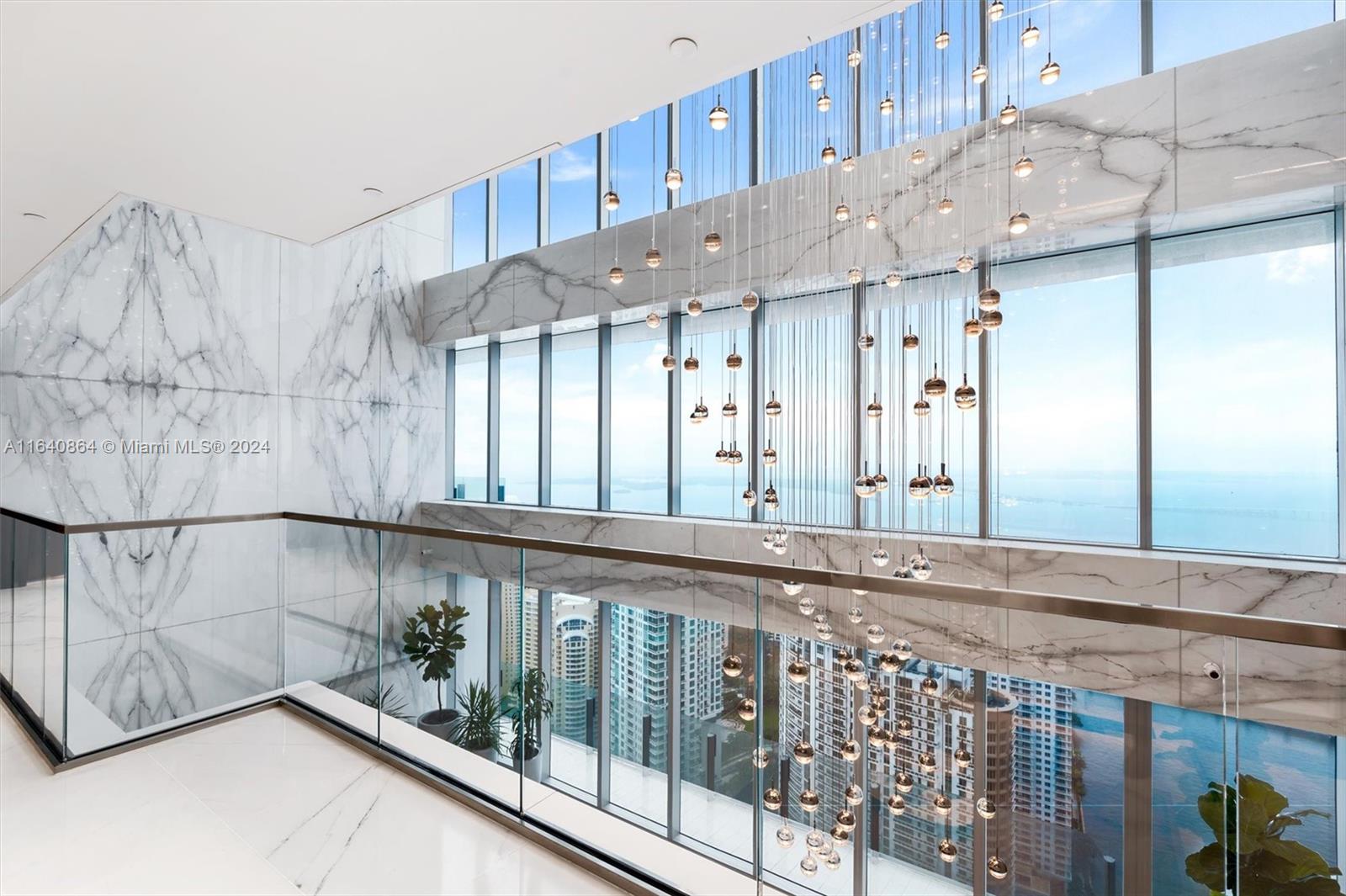 ASTON MARTIN RESIDENCES - Residential