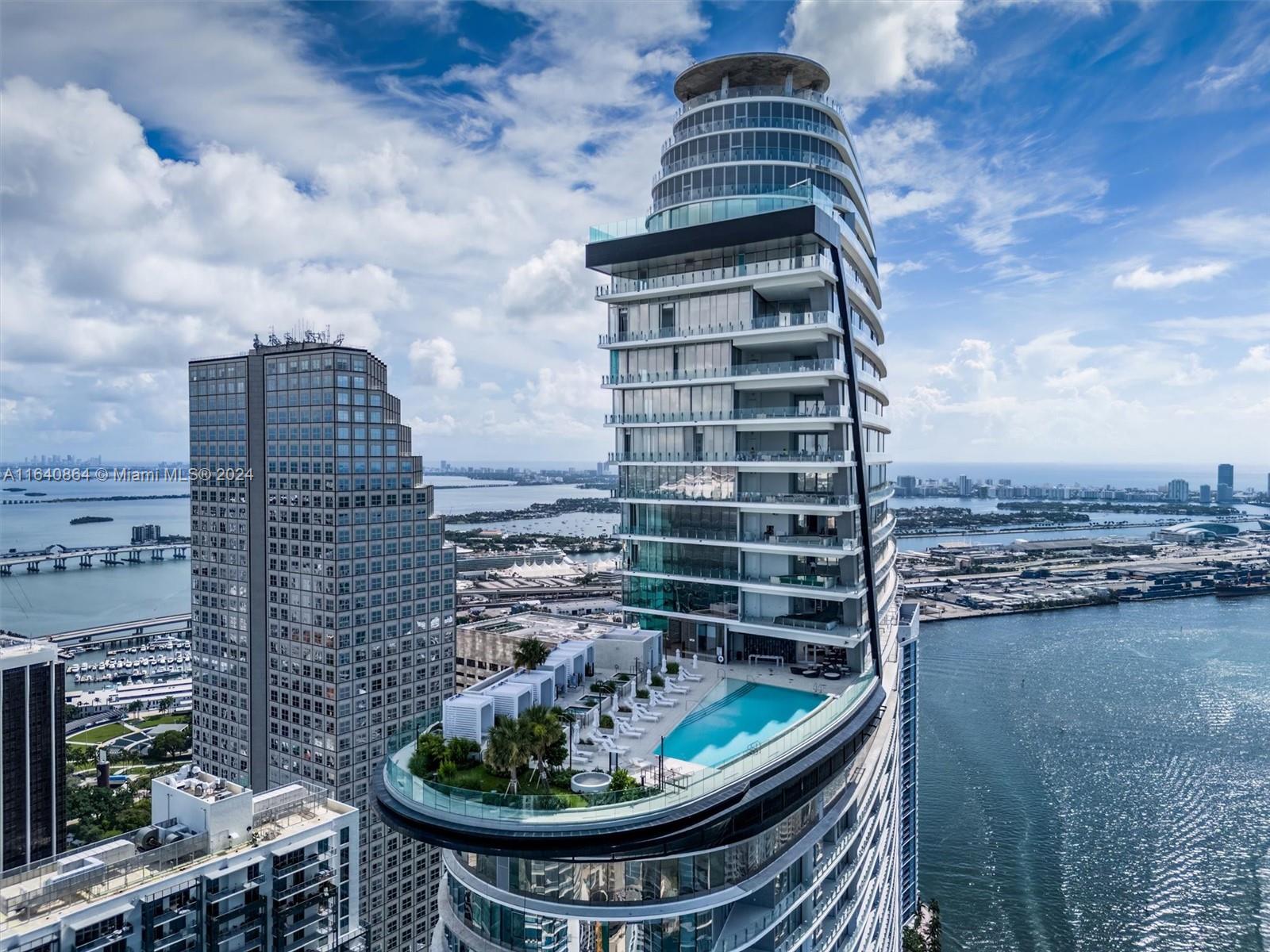 Property for Sale at 300 Biscayne Blvd Way Way 3001, Miami, Broward County, Florida - Bedrooms: 5 
Bathrooms: 6  - $12,978,000