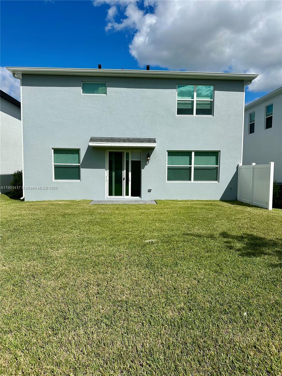 FOREST - Residential Lease