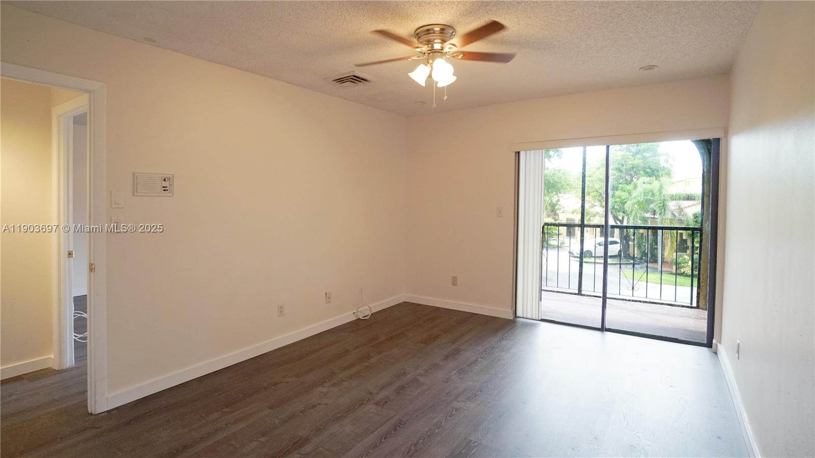 COSTA DEL SOL CONDO NO 3 - Residential