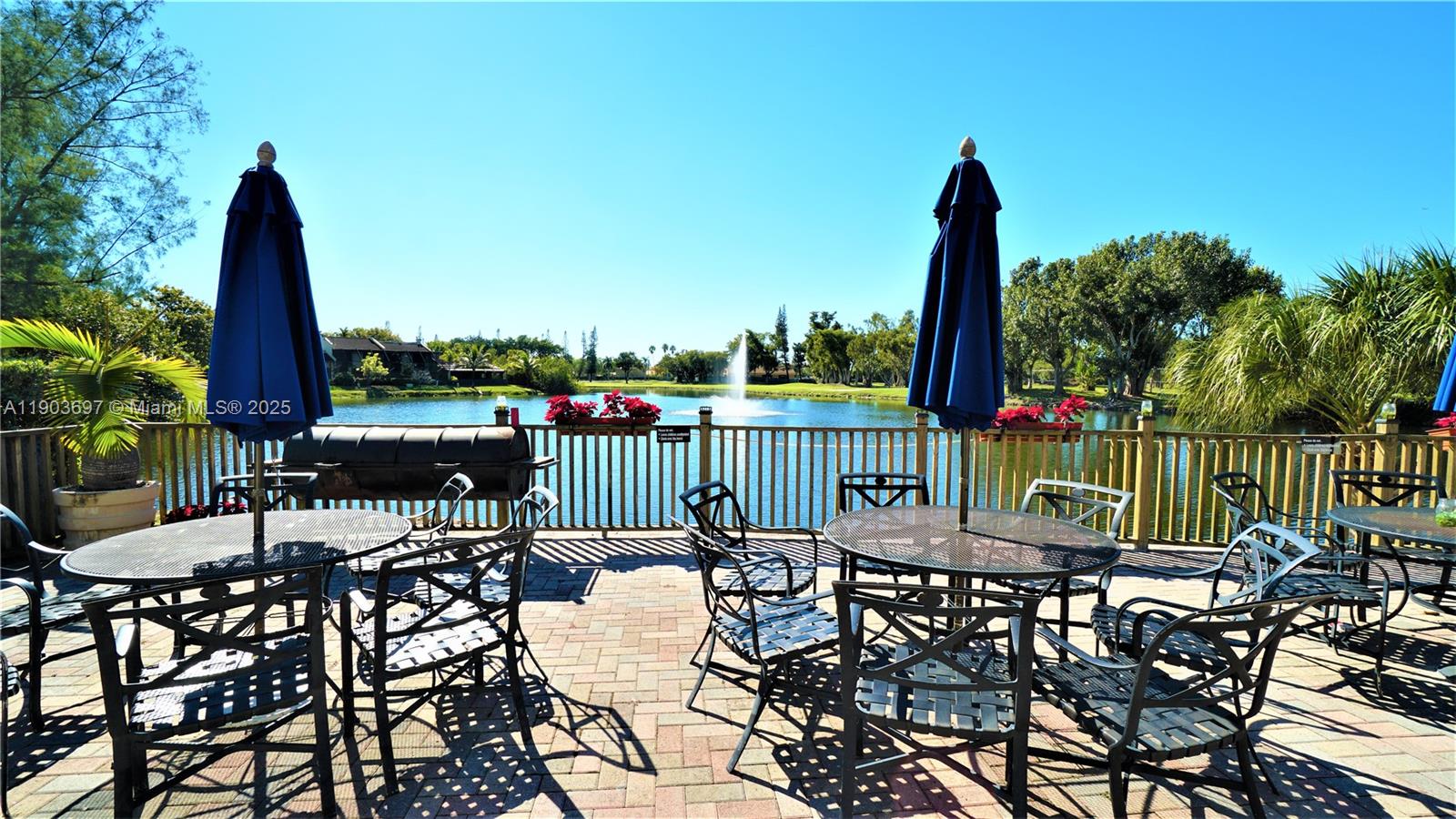 COSTA DEL SOL CONDO NO 3 - Residential