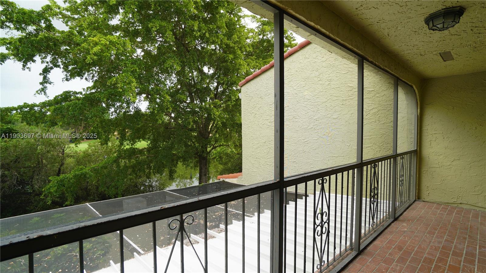 COSTA DEL SOL CONDO NO 3 - Residential