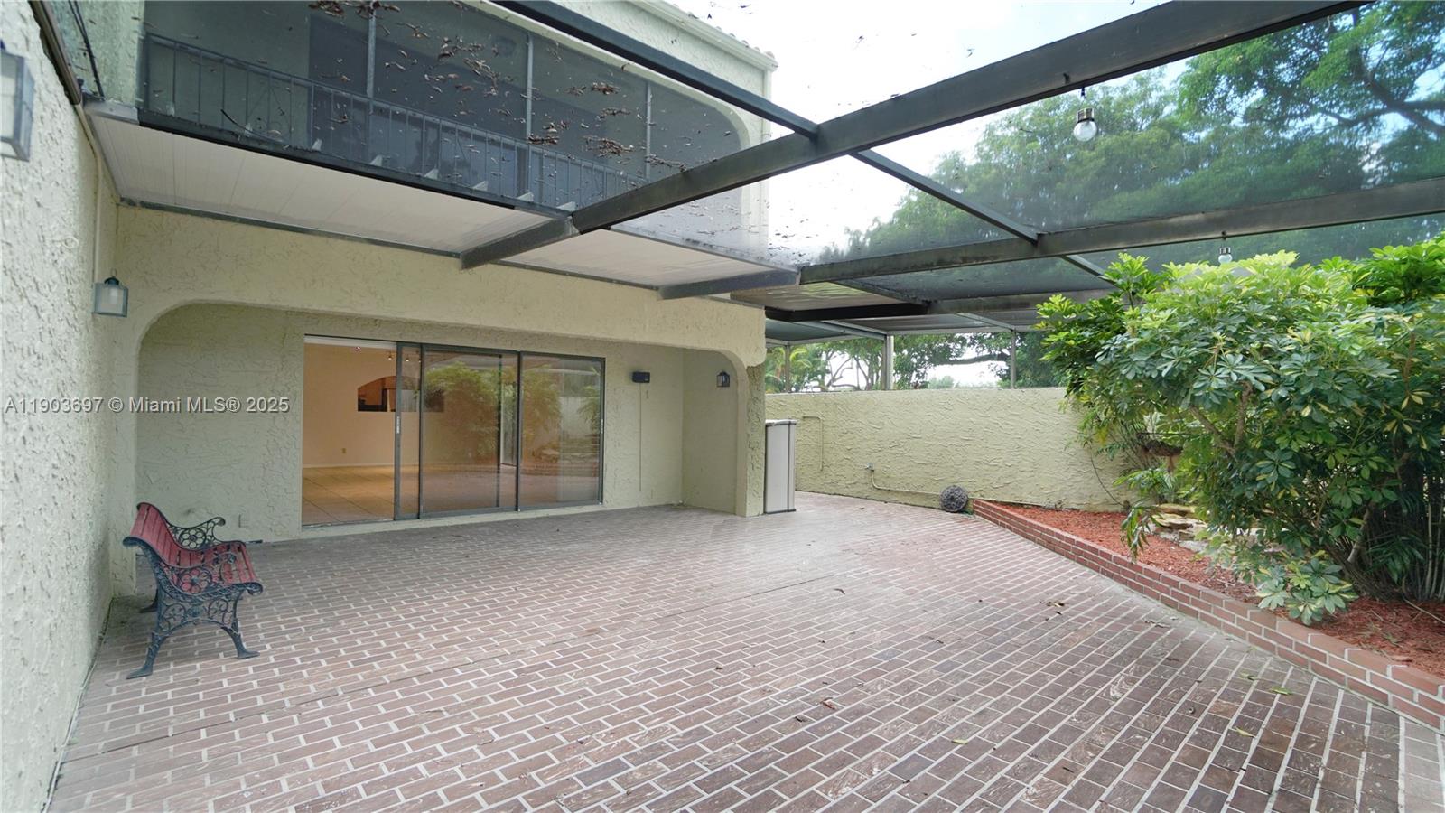 COSTA DEL SOL CONDO NO 3 - Residential