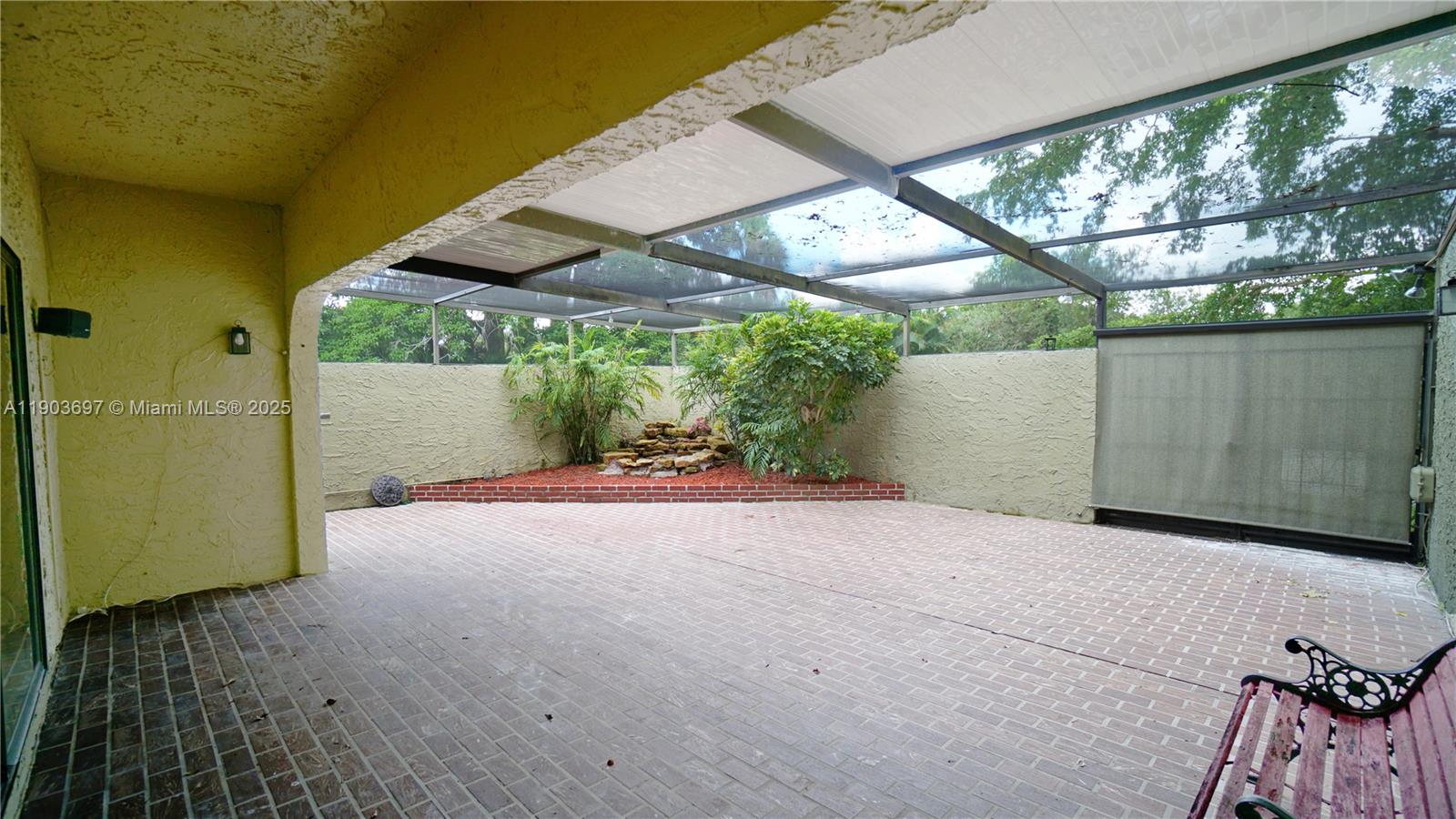 COSTA DEL SOL CONDO NO 3 - Residential