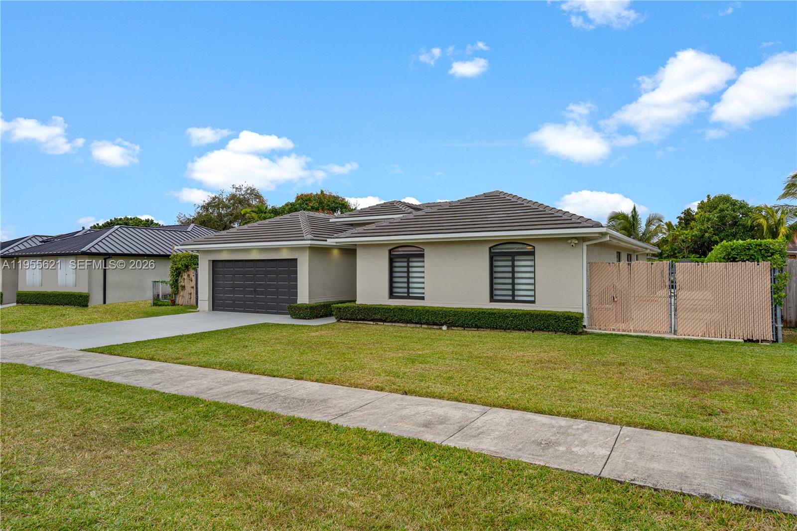 AVOCADOS BEST - Residential