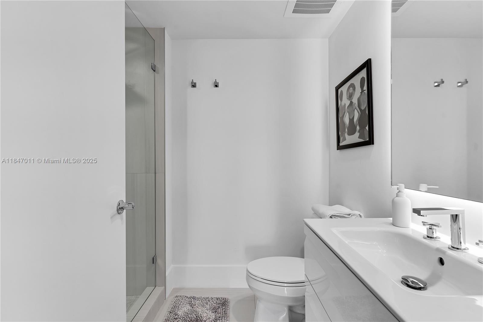 BEACH CLUB TWO CONDO - Residential Lease