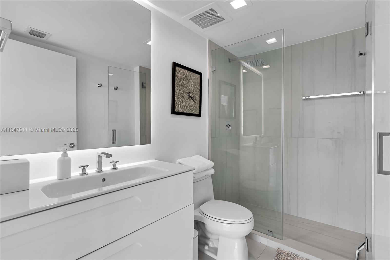 BEACH CLUB TWO CONDO - Residential Lease