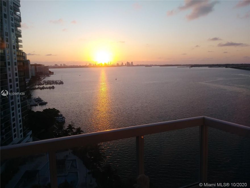 THIS SPACIOUS 3 BEDROOM 3 FULL BATH UNIT FEATURES ITALIAN PORCELAIN TILE THROUGHOUT THE ENTIRE UNIT, GRANITE COUNTERTOP & NEWER APPLIANCES IN THE KITCHEN, AND A FULL-SIZE WASHER/DRYER STACKABLE AS WELL AS HURRICANE SHUTTERS. TREMENDOUS LONG OPEN BALCONY, TERRIFIC SPLIT-PLAN W/ 2 INDEPENDENT MASTER BEDROOM SUITES. PRIVATE, VERY QUIET CORNER UNIT. THIS IS A FULL AMENITY BUILDING WITH A FABULOUS BAYSIDE POOL, 2 OUTDOOR JACUZZIS, 6 BBQ GRILLS & TIKI HUTS. 2 TENNIS COURTS LIGHTED FOR NIGHT PLAY. GYM & RELAXATION LOUNGE W/WI-FI & PLASMA TV FACING THE BAY. AIR CONDITIONER HOT/COLD WATER, EXPANDED CABLE ALL INCLUDED IN RENT. CONVENIENCE-GROCERY STORE PREPARES HOT MEALS DAILY. GREAT PLACE TO CALL HOME. PLEASE TEXT AGENT TO SET UP SHOWING APPOINTMENTS. TENANT OCCUPIED! APT CAN BE SHOWN AFTERNOONS.