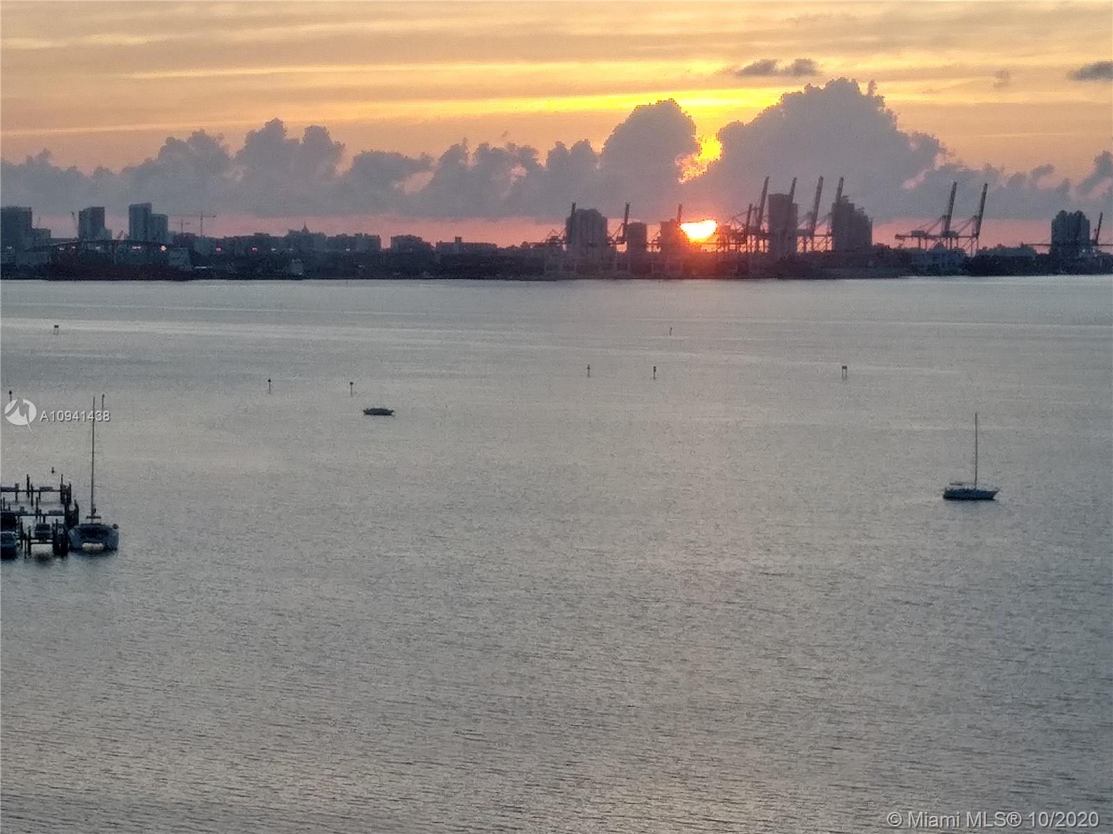 BRICKELL TOWNHOUSE CONDO - Residential