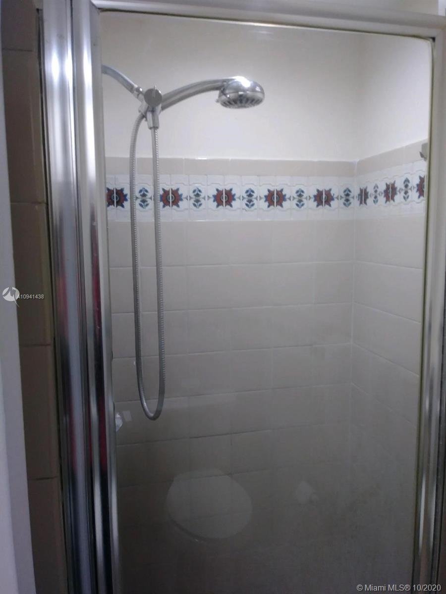 BRICKELL TOWNHOUSE CONDO - Residential