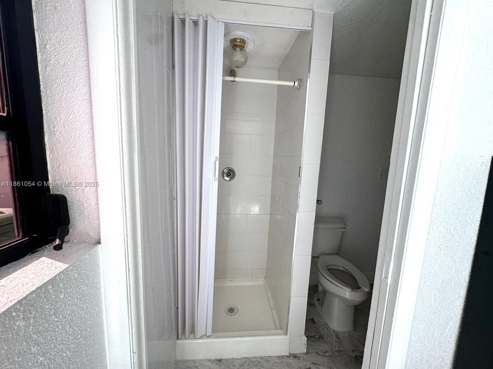 PLAYLAND ISLES - Residential Lease