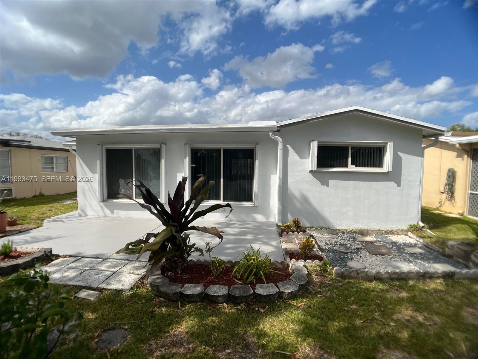 PARADISE GARDENS SEC 3 - Residential Lease