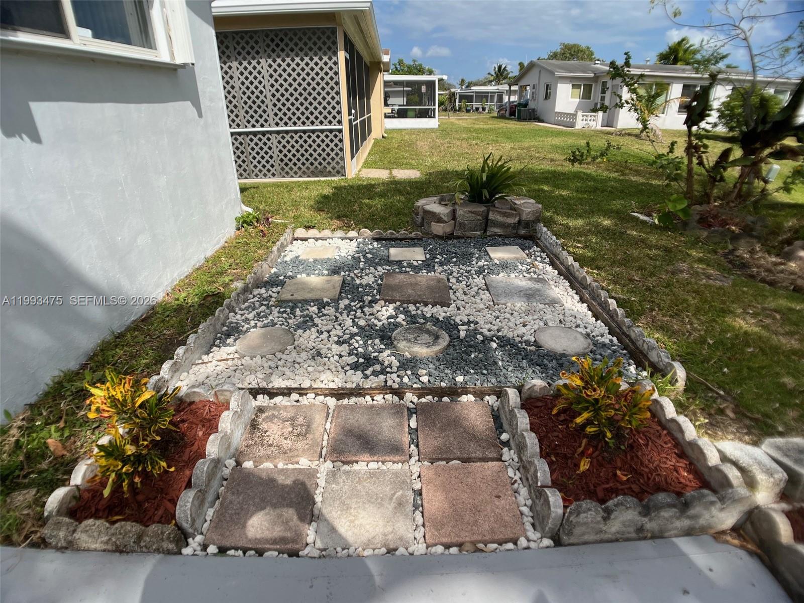 PARADISE GARDENS SEC 3 - Residential Lease