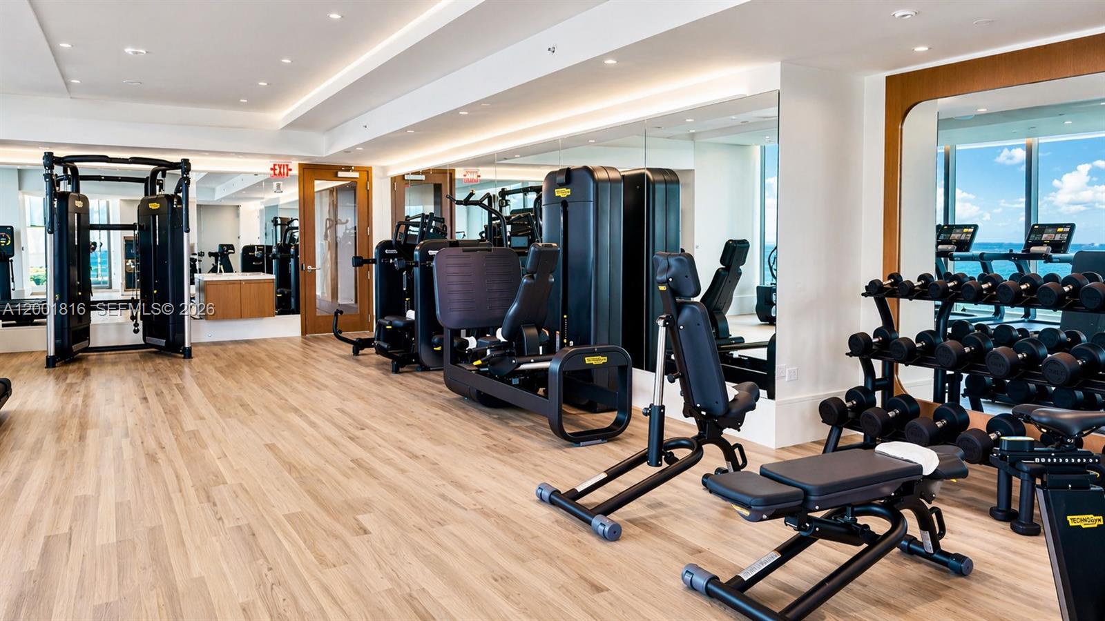 UNA Residences - Residential