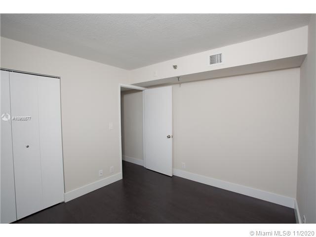 RIOPLAZA CONDOMINIUM NORT - Residential Lease