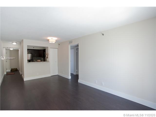 RIOPLAZA CONDOMINIUM NORT - Residential Lease