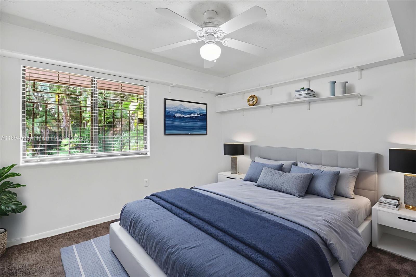SHORES CALUSA - Residential