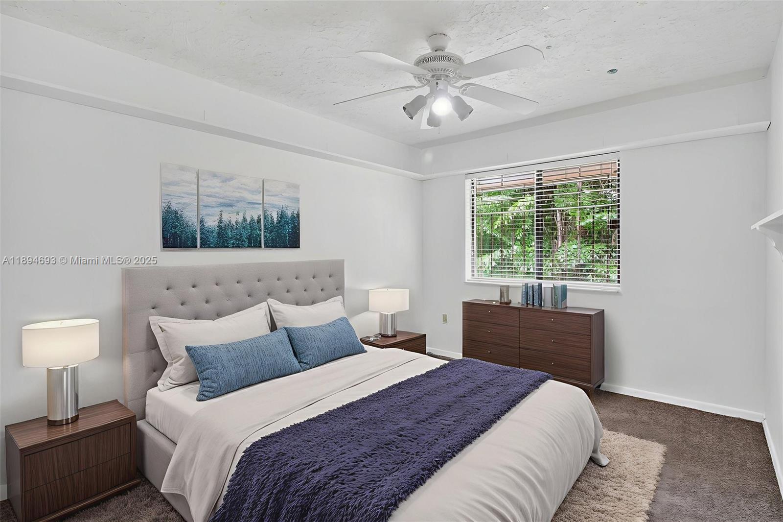 SHORES CALUSA - Residential