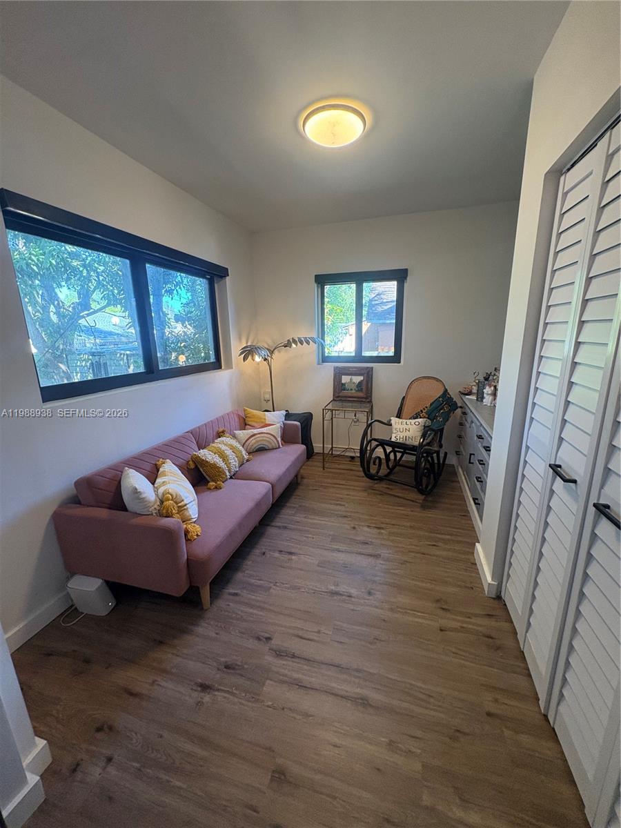 BLOOMFIELD HILLS - Residential