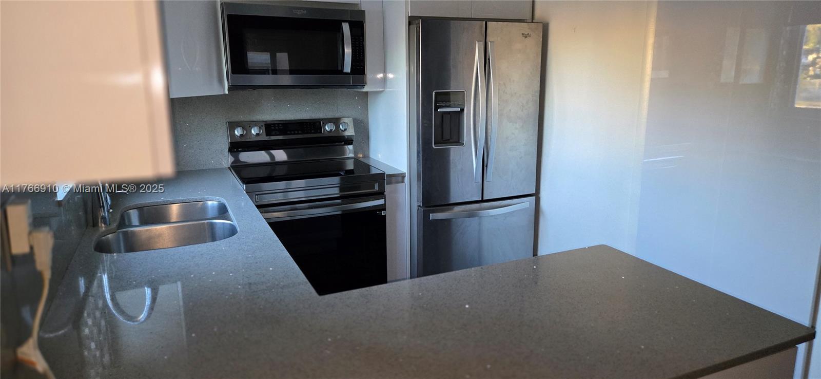 BONNIE VILLA APTS CO-OP - Residential Income