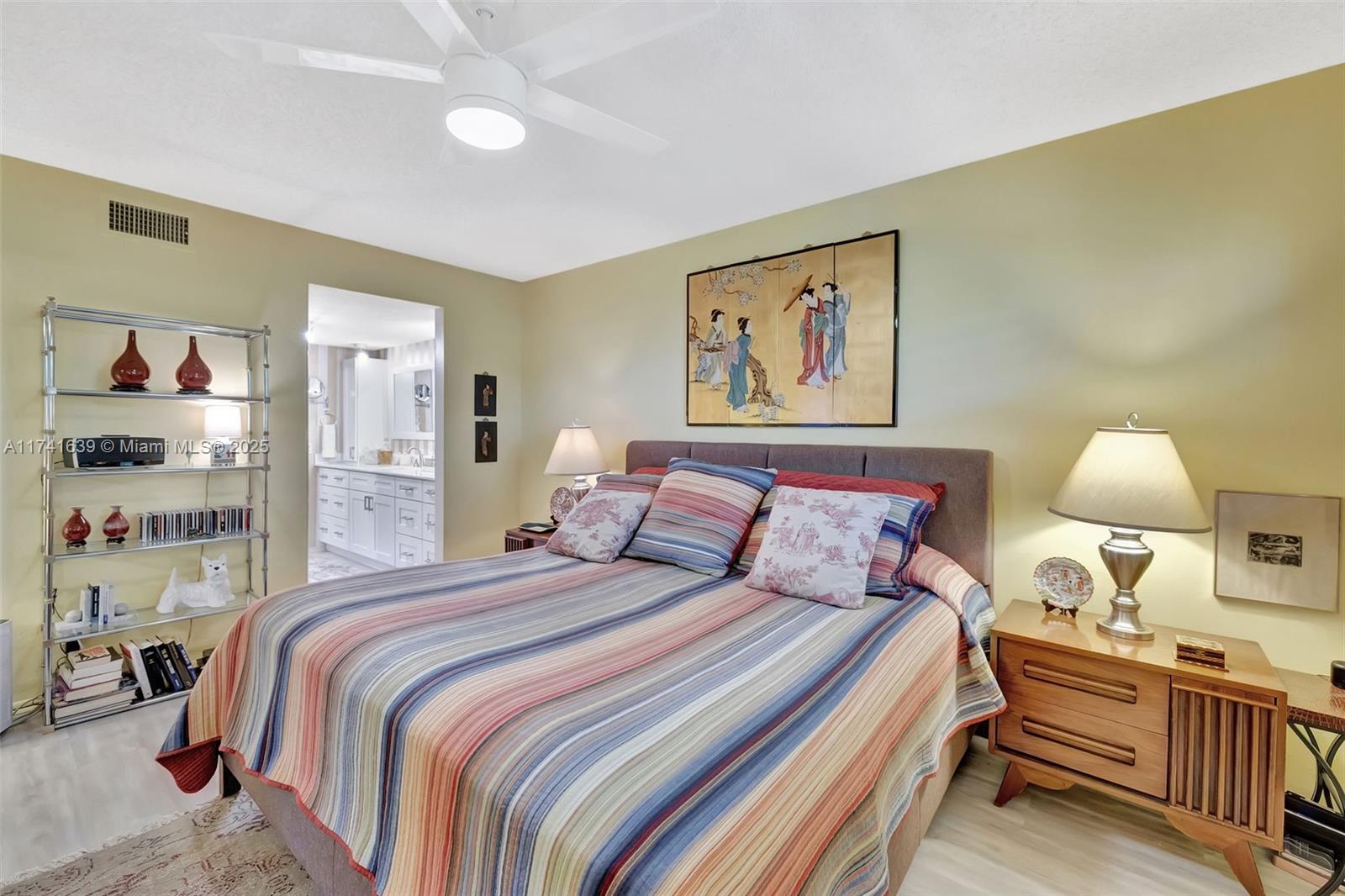 SAPPHIRE CONDO - Residential