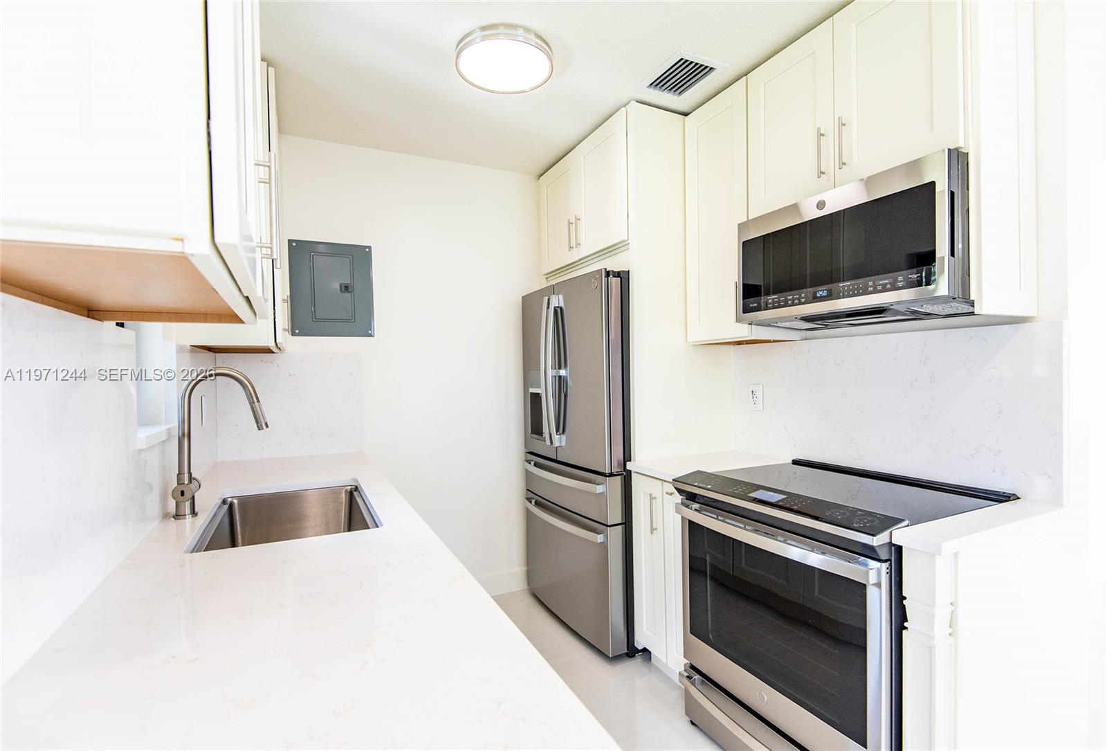 NEW SO MIAMI HEIGHTS SEC - Residential