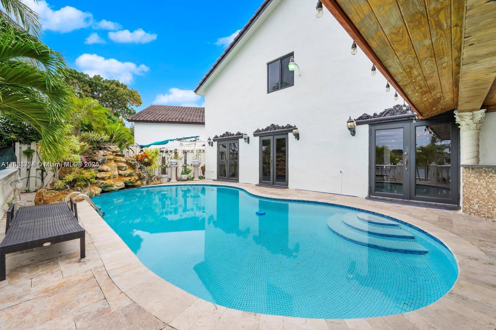 WESTWIND LAKES SEC 6 - Residential