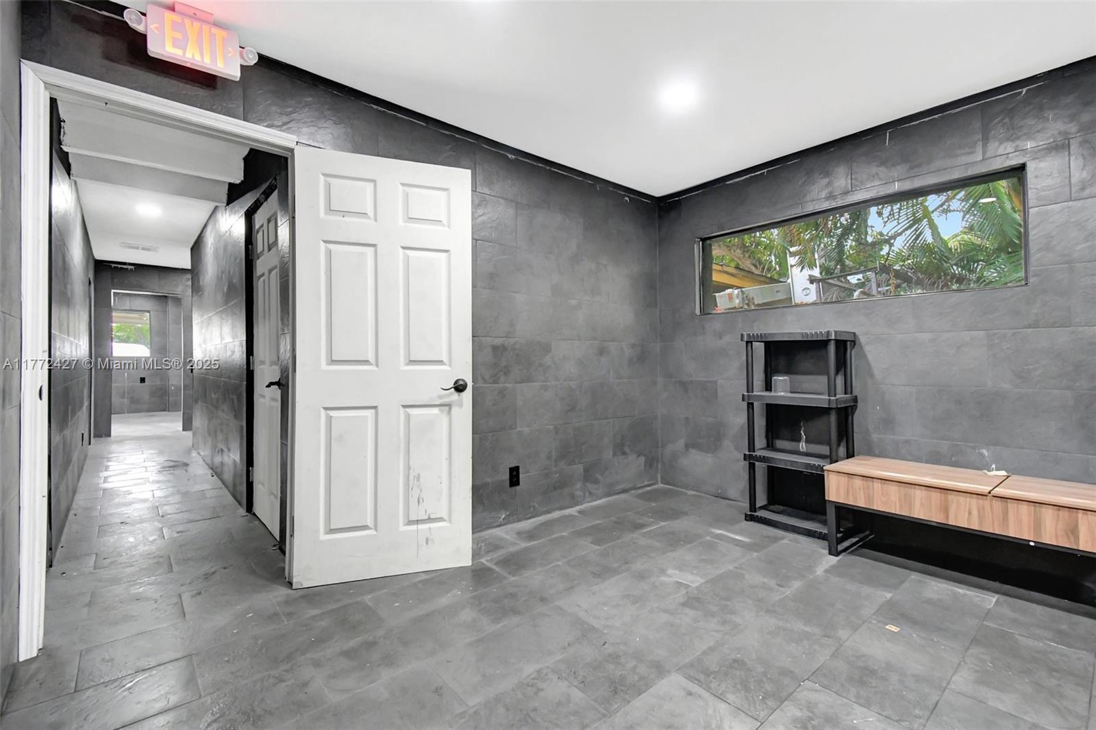 ARROWHEAD ESTATES 21-27 B - Commercial Sale