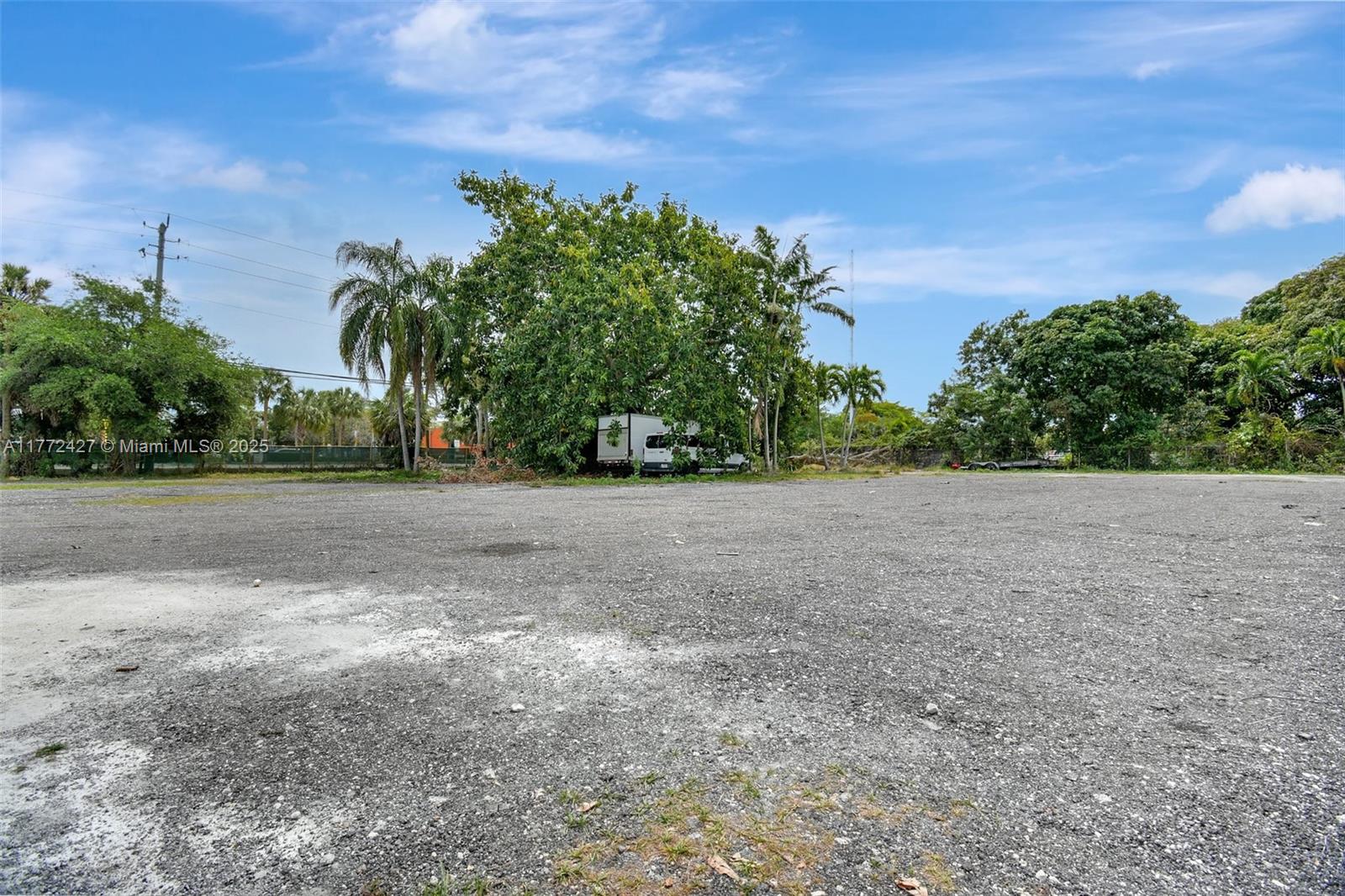 ARROWHEAD ESTATES 21-27 B - Commercial Sale