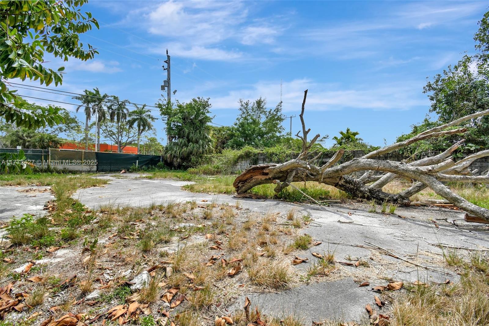 ARROWHEAD ESTATES 21-27 B - Commercial Sale