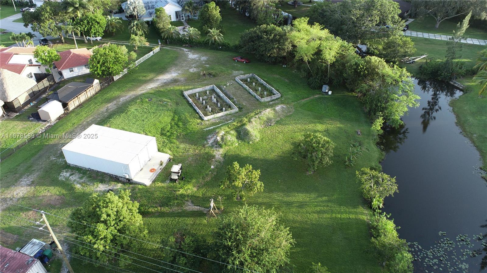 TRAILS OF EL RANCHO ACRES - Residential