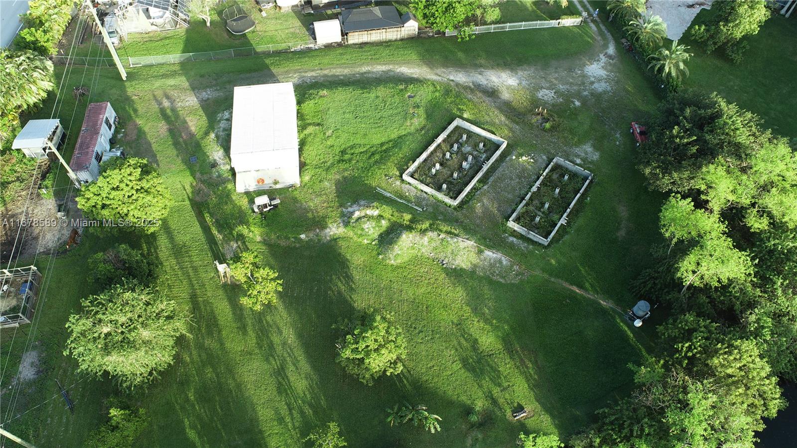 TRAILS OF EL RANCHO ACRES - Residential