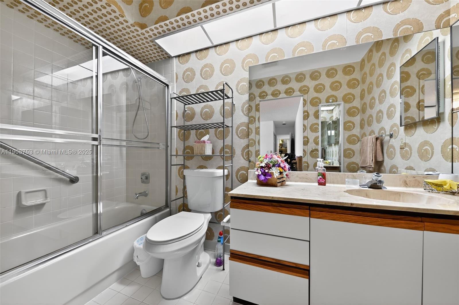 VILLAS OF GREEN GLEN II-B - Residential