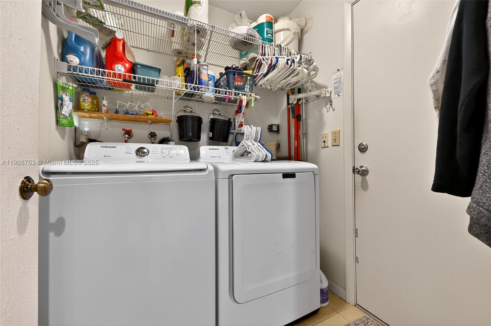 VILLAS OF GREEN GLEN II-B - Residential