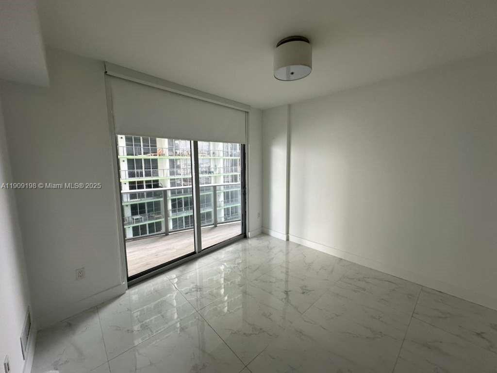 ARIA ON THE BAY CONDO - Residential Lease