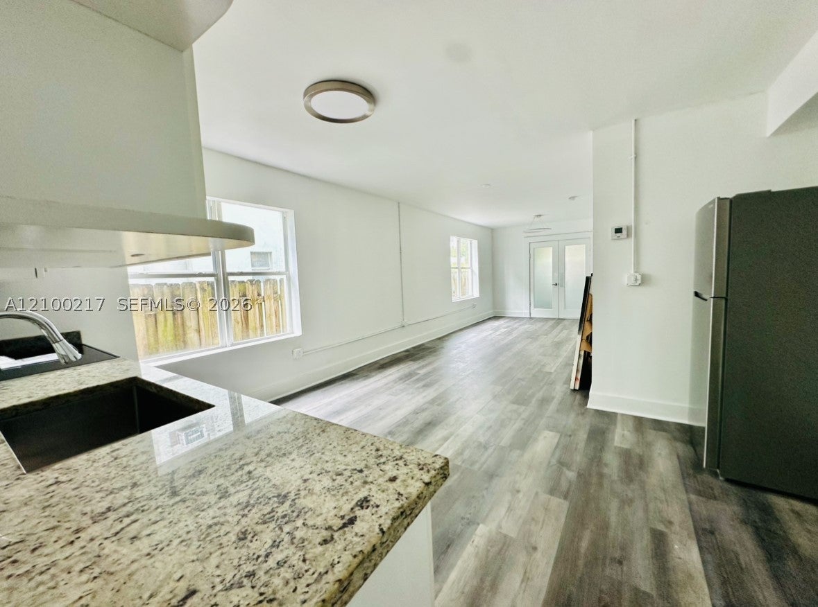 524 NW 35th St 1
