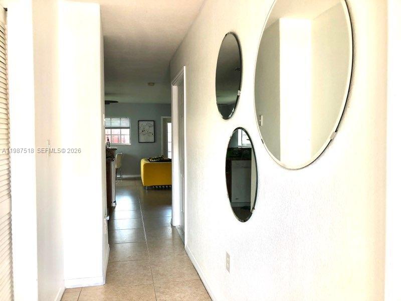 3071 Riverside Dr 11