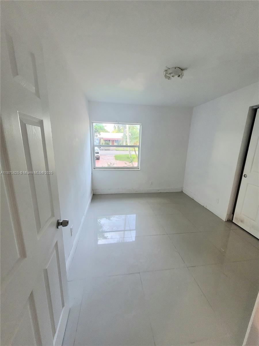 ATLANTIC SHORES DIXIE HIG - Residential Lease