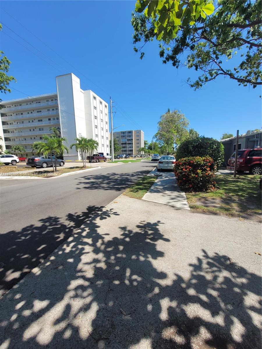 ATLANTIC SHORES DIXIE HIG - Residential Lease