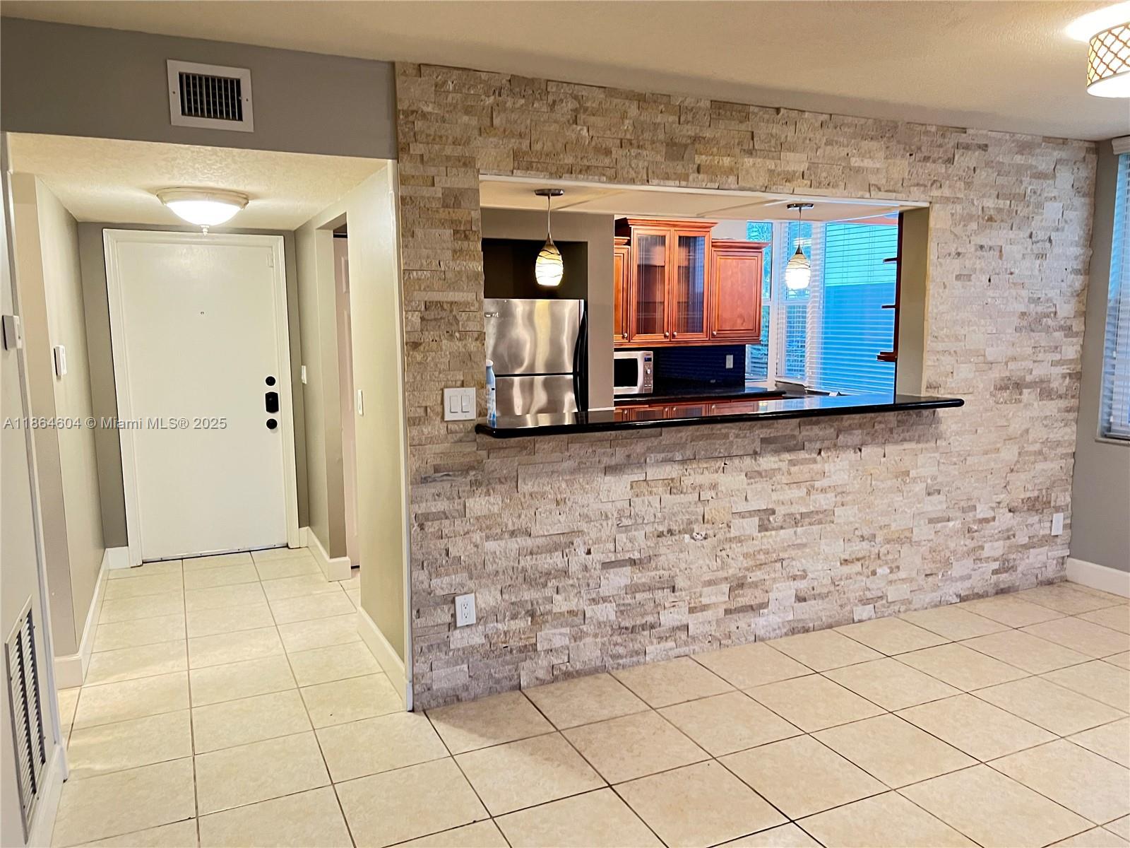 ROYAL PALM AT PLANTATION - Residential