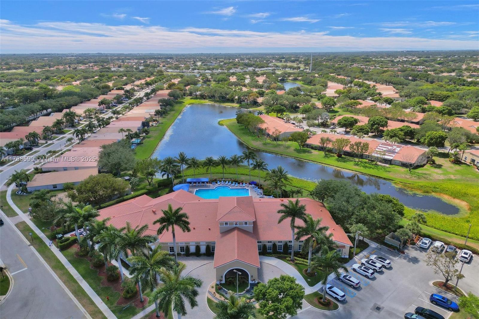 TUSCANY BAY - Residential