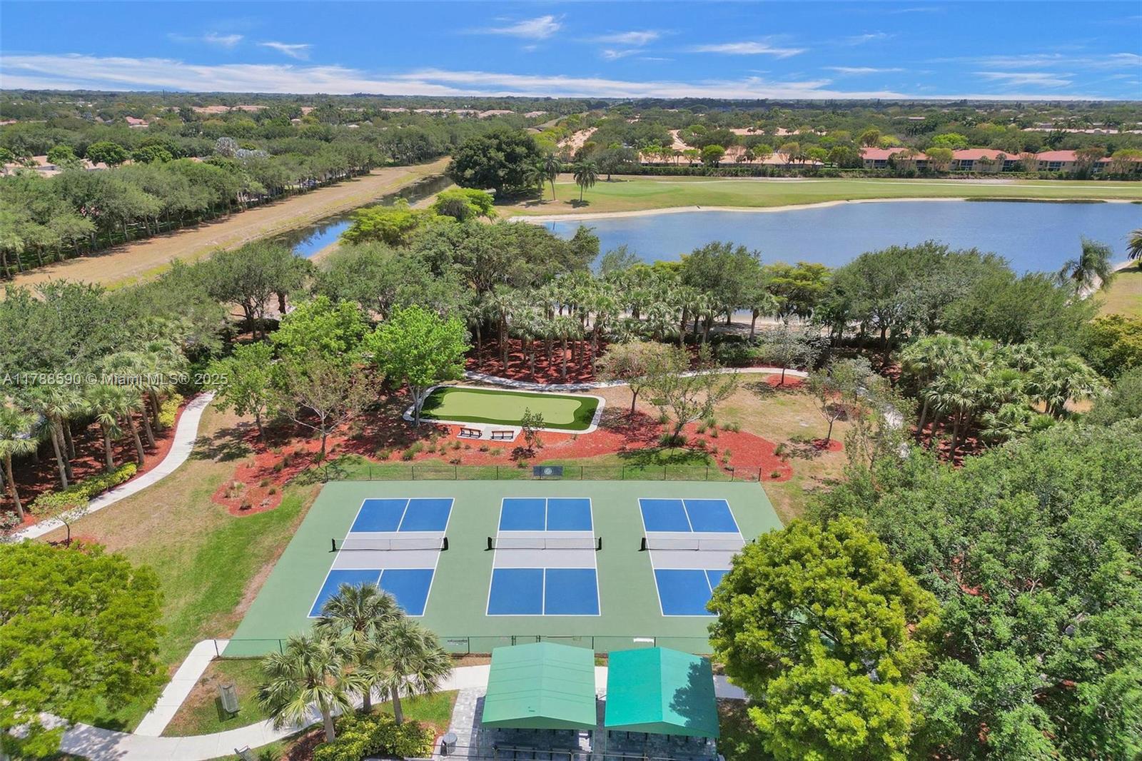 TUSCANY BAY - Residential