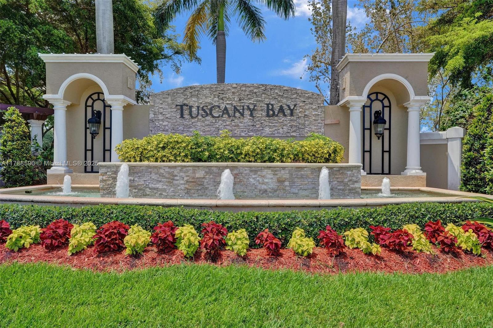 TUSCANY BAY - Residential